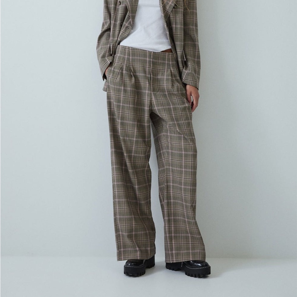 ZARA Pink Brown High-waisted Wide Leg Suit Pants in Size S (PART OF CO-ORD SET)